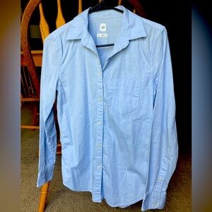 Gap, dress blouse/button up shirt. Light blue.
